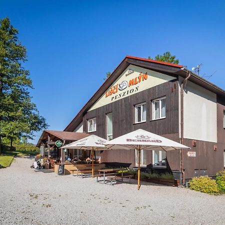 Lisci Mlyn Hotell Frenštát pod Radhoštěm Exteriör bild